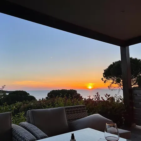Costa Di Fiori *